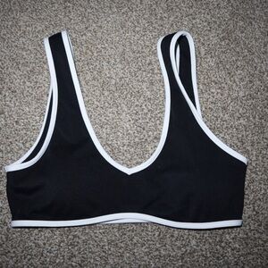 Black and White Women's Sports Bra